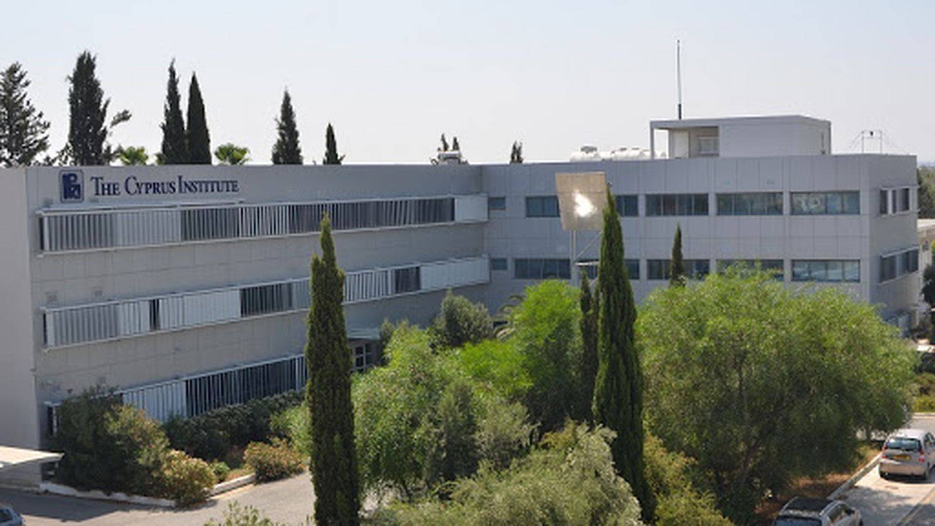 Science and Technology in Archaeology and Culture Research Center