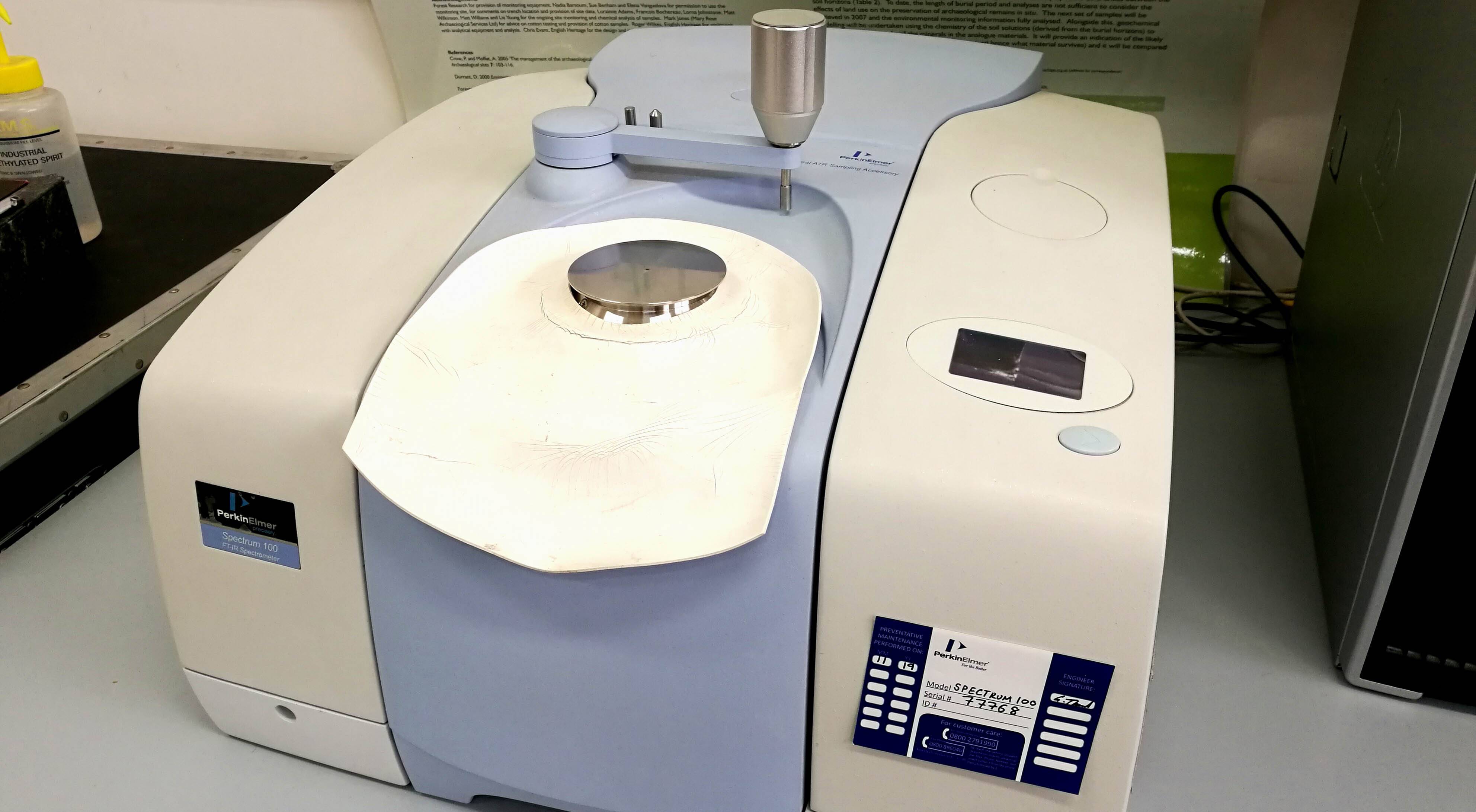 FT-IR spectrometer