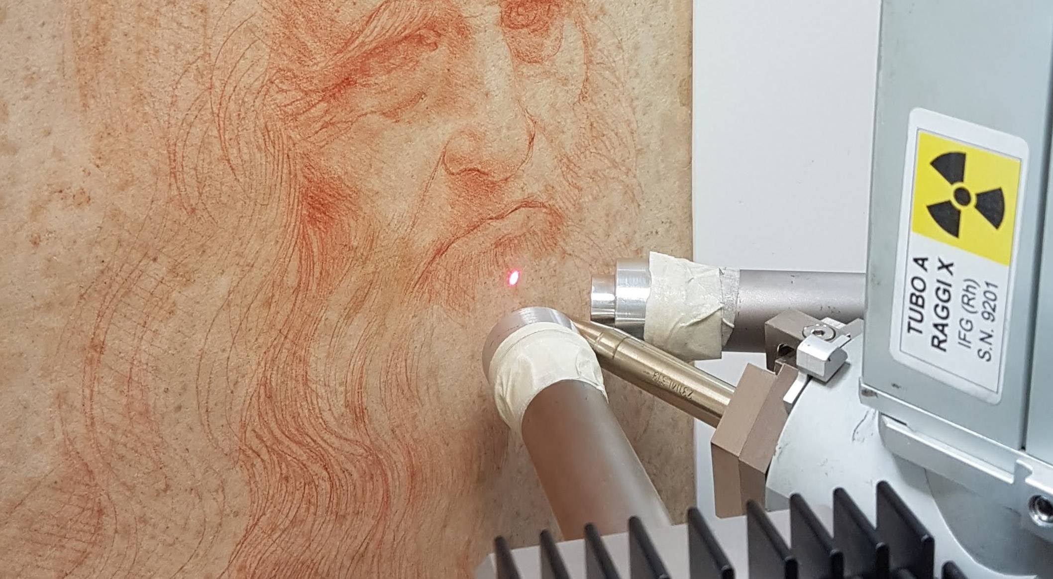 Micro-XRF scanner